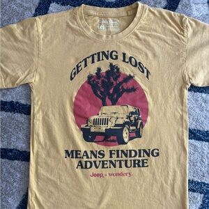 Get Lost Jeep x wondery. Tee Sz.XS